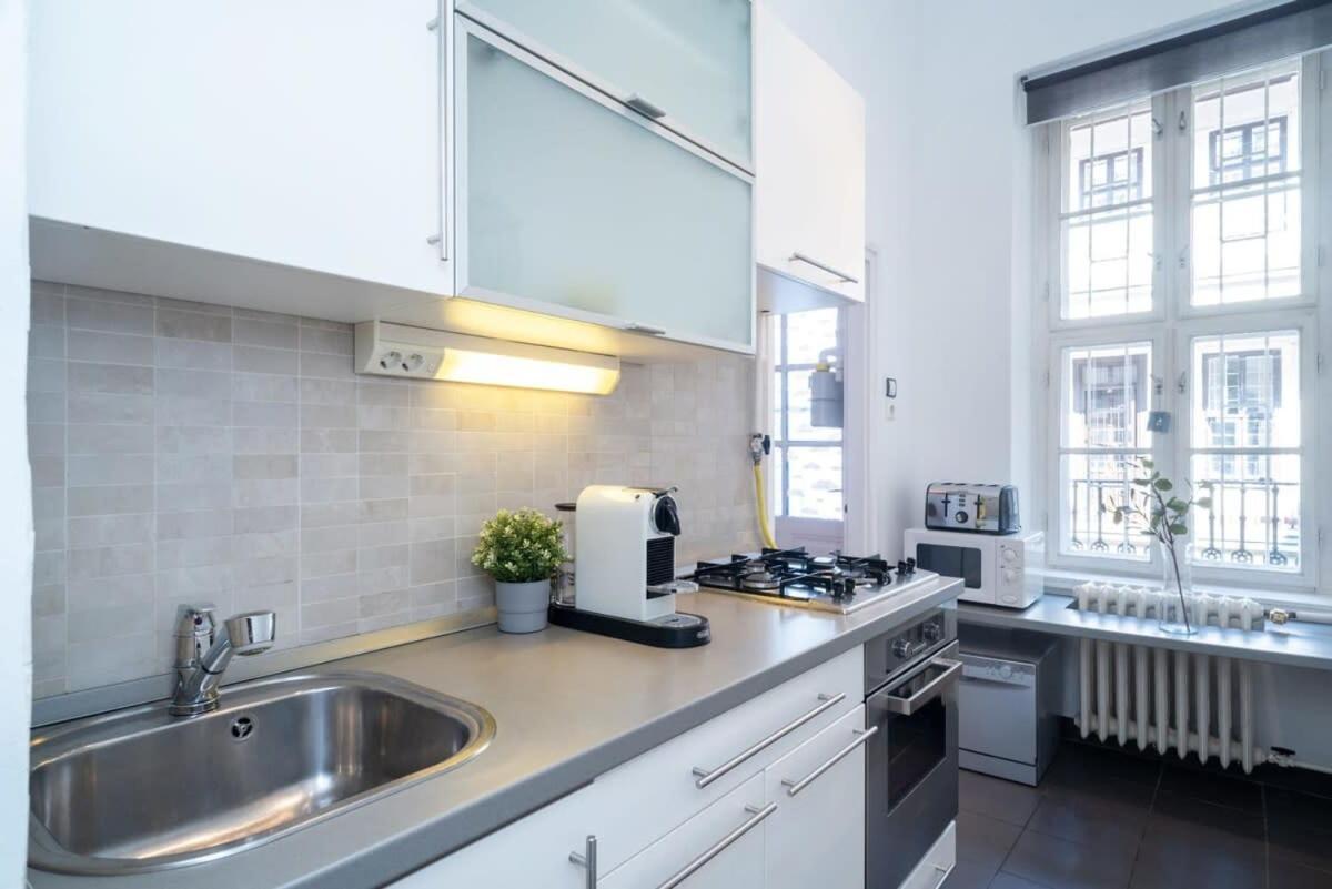 Lovely Downtown Apartment Close To The Basilica Budapest Exterior foto