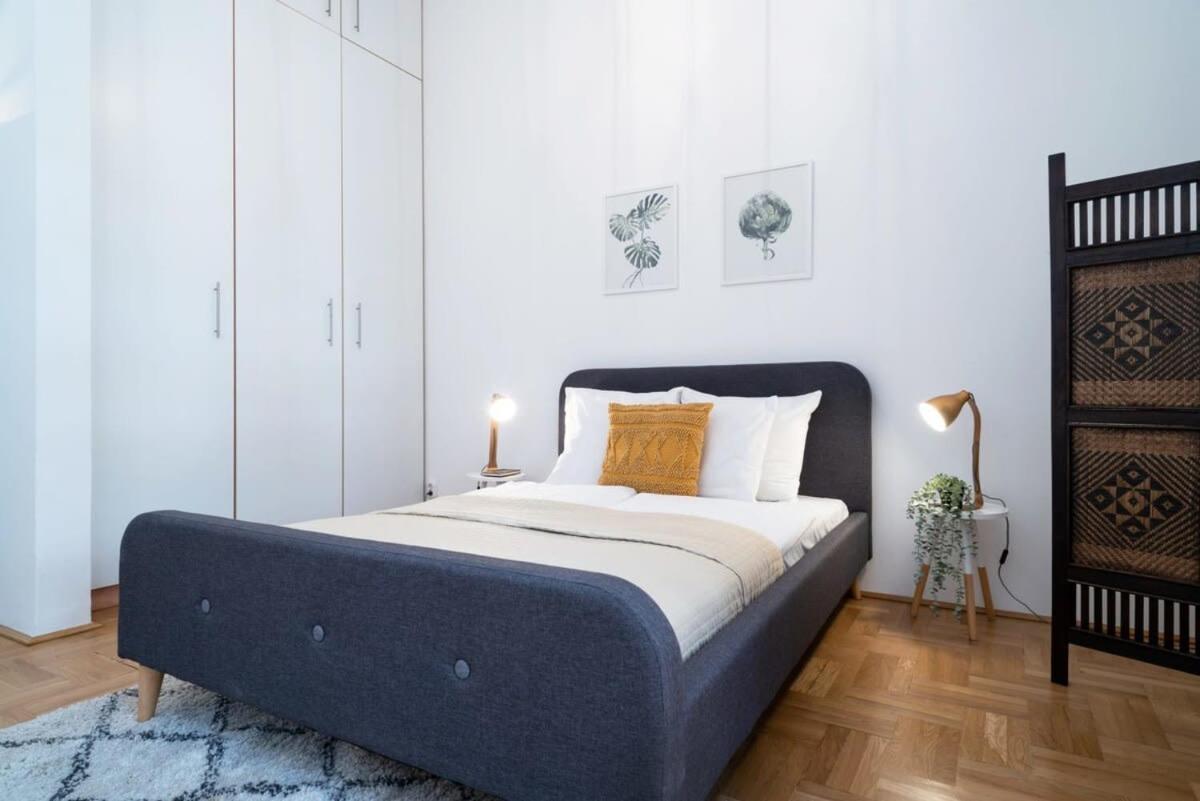 Lovely Downtown Apartment Close To The Basilica Budapest Exterior foto